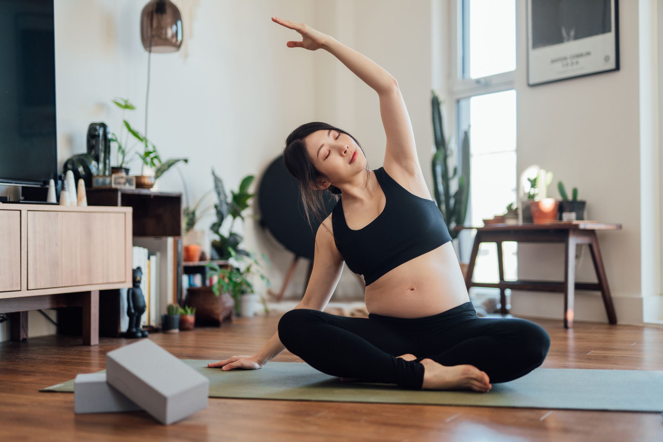 A Yoga Practice to Clear Your Mind and Boost Your Energy